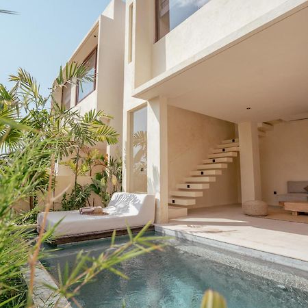 Olea Villas Resort Kuta  Buitenkant foto