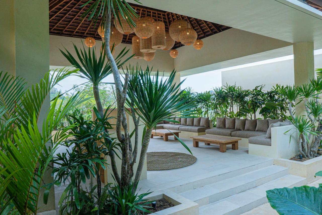 Olea Villas Resort Kuta  Buitenkant foto