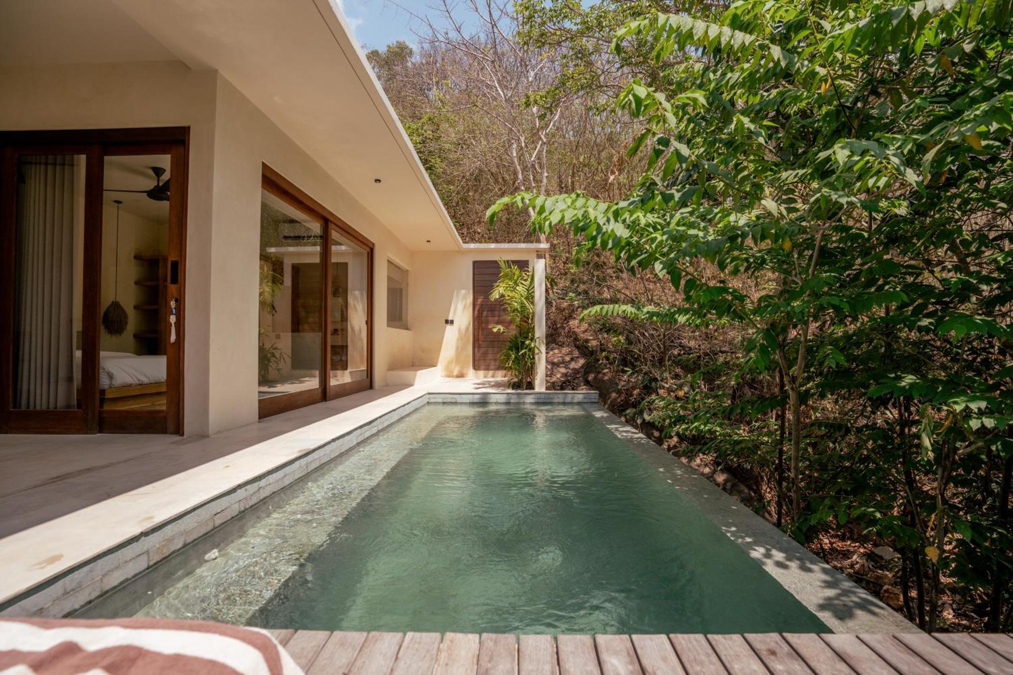 Olea Villas Resort Kuta  Buitenkant foto